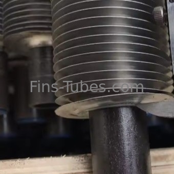 DELLOK 温度 カーボン・スティール・フィン・チューブ ローブ 埋め込み・フィン・チューブ 0.3-1.2mm 圧力 1.0MPa - 4.0MPa